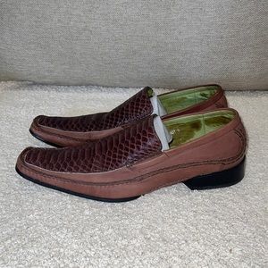 Men’s shoes Mustang size 9. Worn.